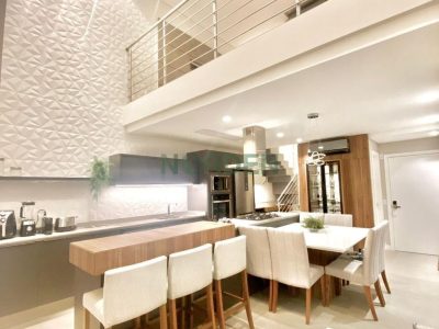 Apartamento, 135m² com 3 quartos, 3 suítes e 2 vagas no bairro Jurerê em Florianópolis