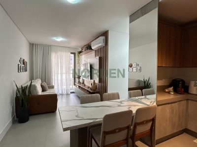 Apartamento, 75m² com 2 quartos, 1 suíte e 1 vaga, Dspot em Florianópolis