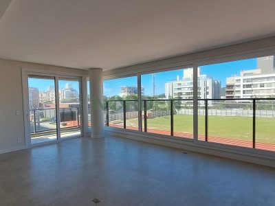 Apartamento, 116m² com 3 quartos, 3 suítes e 2 vagas, Vila do Lago em Florianópolis