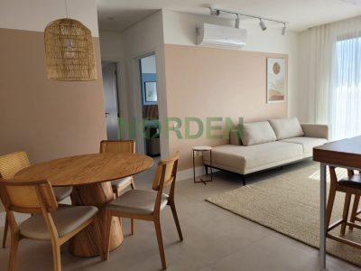 Apartamento, 75m² com 2 quartos, 1 suíte e 1 vaga, D/spot em Florianópolis