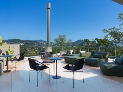 Apartamento, 57m² com 2 quartos e 1 vaga, Adore Cacupé em Florianópolis