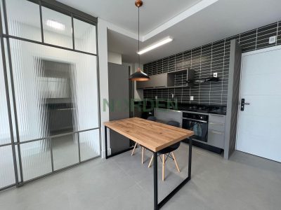 Apartamento, 47m² com 1 quarto e 1 vaga, D/Spot em Florianópolis