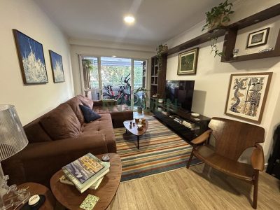 Apartamento, 126m² com 3 quartos, 1 suíte e 1 vaga no bairro Centro em Florianópolis