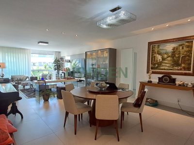 Apartamento, 147m² com 3 quartos, 3 suítes e 2 vagas, Quay em Florianópolis