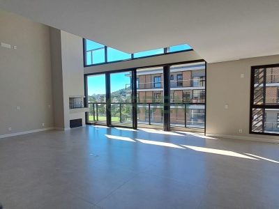 Apartamento, 203m² com 3 quartos, 3 suítes e 2 vagas, Nautilus Residencial em Florianópolis