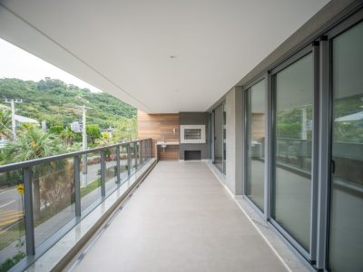 Apartamento, 285m² com 3 quartos, 3 suítes e 3 vagas, Vitra em Florianópolis