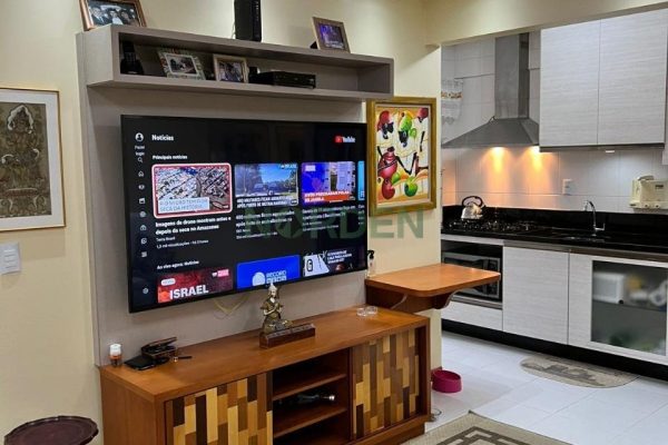 Apartamento, 77m² com 3 quartos, 1 suíte e 1 vaga no bairro Cachoeira do Bom Jesus em Florianópolis