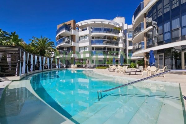 Apartamento, 111m² com 3 quartos, 1 suíte e 2 vagas, Jay Luxury Home Design em Florianópolis