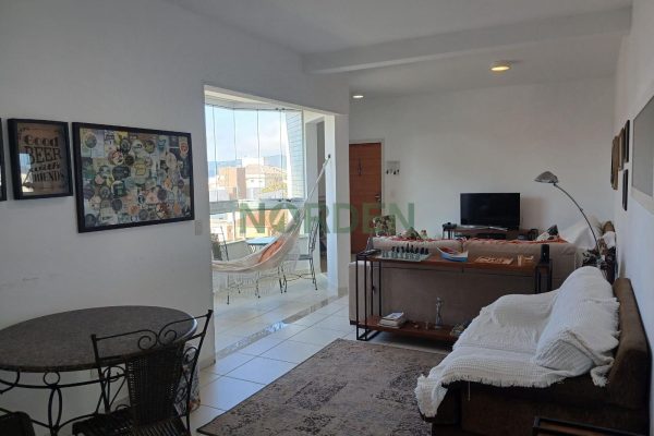 Apartamento, 142m² com 3 quartos, 1 suíte e 2 vagas, Edifício Aquarius em Florianópolis