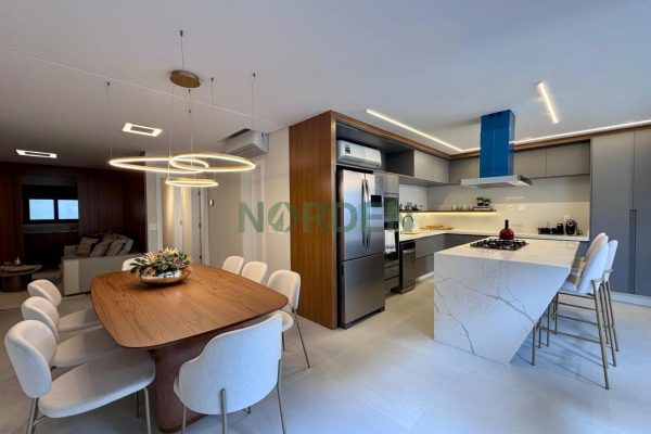 Apartamento, 146m² com 3 quartos, 3 suítes e 2 vagas, Genova Residenza em Florianópolis