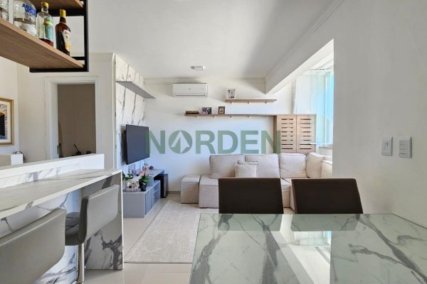 Duplex, 75m² com 2 quartos, 2 suítes e 1 vaga, Gaivotas Residence em Florianópolis