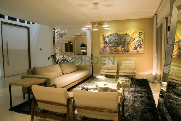 Casa, 436m² com 4 quartos, 4 suítes e 6 vagas no bairro Jurerê Internacional em Florianópolis