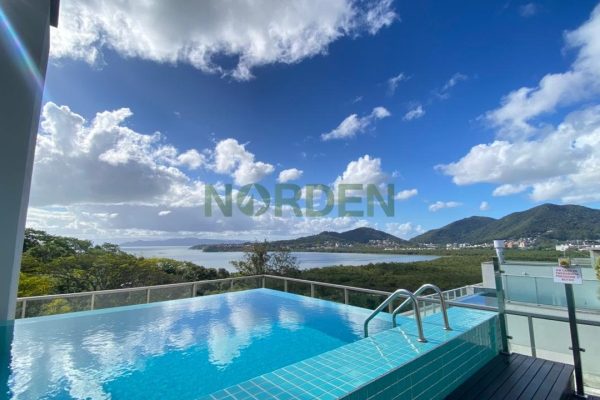 Apartamento, 120m² com 2 quartos, 2 suítes e 2 vagas, Residencial San Martin em Florianópolis