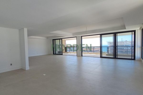 Duplex, 236m² com 3 quartos, 3 suítes e 3 vagas, Luxury Concept em Florianópolis