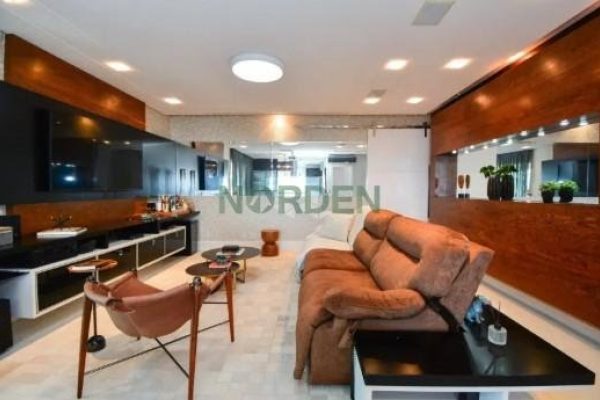 Apartamento, 167m² com 3 quartos, 3 suítes e 2 vagas, Orla Marítima Residence em Florianópolis