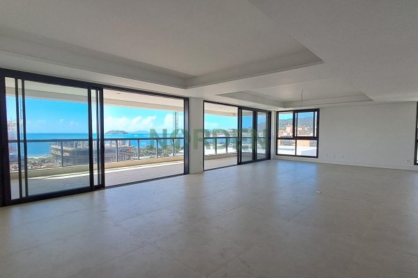 Duplex, 236m² com 3 quartos, 3 suítes e 3 vagas, Luxury Concept em Florianópolis