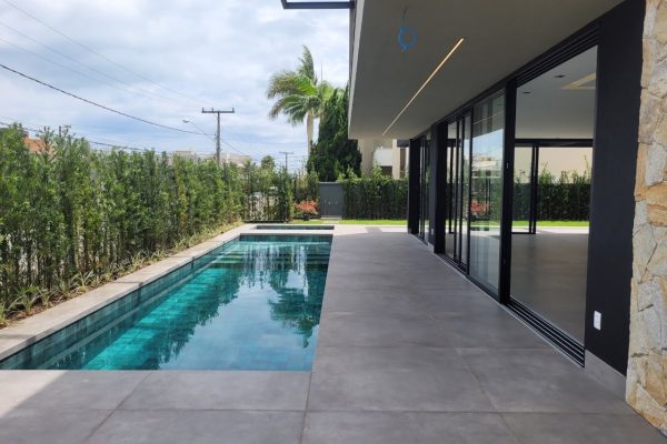 Casa, 542m² com 5 quartos, 5 suítes e 4 vagas no bairro Jurerê Internacional em Florianópolis