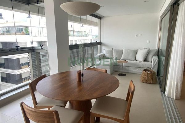 Apartamento, 273m² com 3 quartos, 3 suítes e 2 vagas, Águas do Norte em Florianópolis