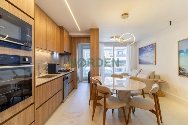 Apartamento, 104m² com 3 quartos, 3 suítes e 2 vagas, Bellini em Florianópolis
