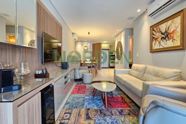 Apartamento, 106m² com 3 quartos, 3 suítes e 2 vagas, Residencial Beach Class em Florianópolis