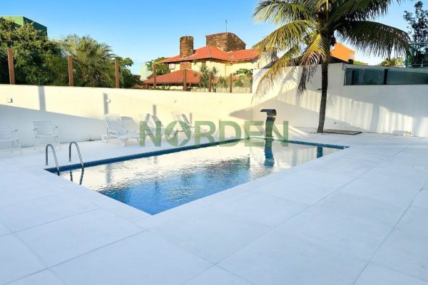 Casa, 250m² com 4 quartos, 4 suítes e 2 vagas no bairro Jurerê Internacional em Florianópolis