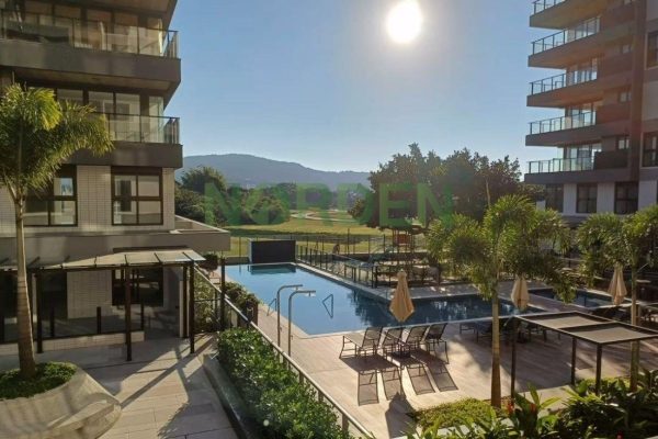 Apartamento, 77m² com 2 quartos, 2 suítes e 1 vaga, Vila do Lago em Florianópolis