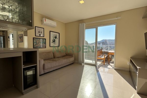 Cobertura, 134m² com 2 quartos, 1 suíte e 2 vagas no bairro Jurerê em Florianópolis