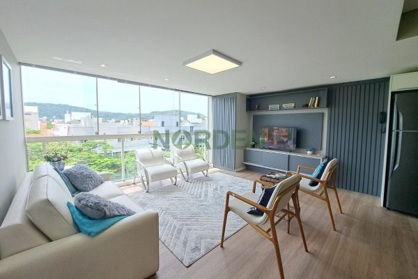 Apartamento, 81m² com 2 quartos, 1 suíte e 1 vaga, Residencial Ilhabela em Florianópolis