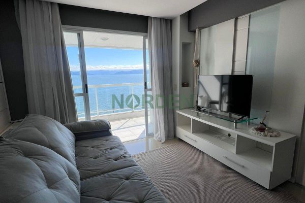 Apartamento, 167m² com 3 quartos, 2 suítes e 2 vagas, Orlando Odílio Köerich em Florianópolis