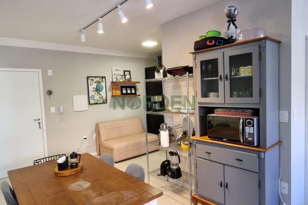 Apartamento, 50m² com 1 quarto, 1 suíte e 1 vaga, Residencial Flor de Liz em Florianópolis