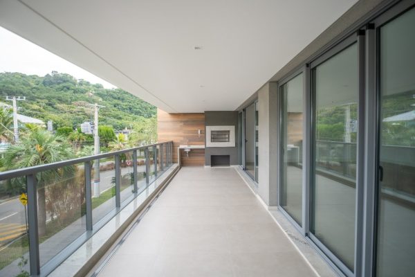 Apartamento, 285m² com 3 quartos, 3 suítes e 3 vagas, Vitra em Florianópolis
